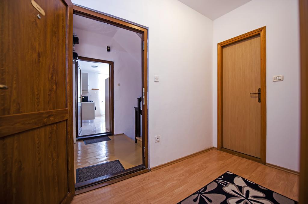 Apartment Rogic โรวีน ภายนอก รูปภาพ