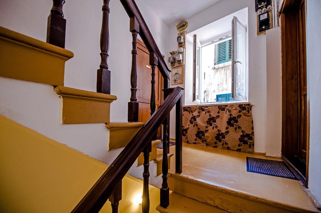 Apartment Rogic โรวีน ภายนอก รูปภาพ